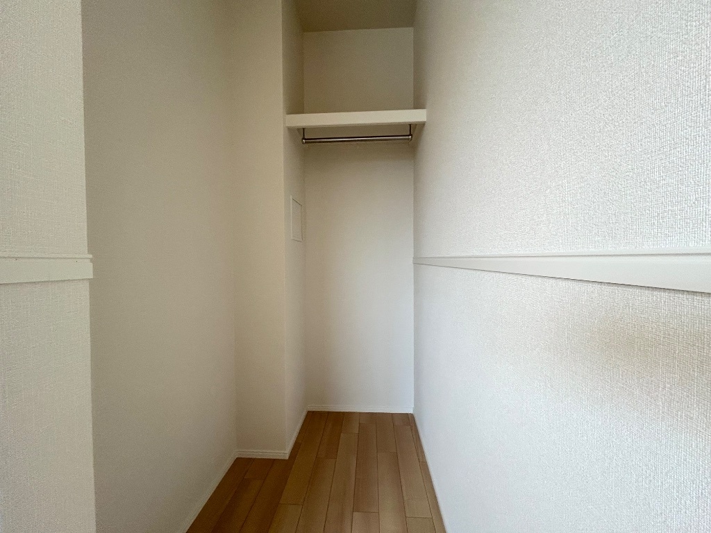 拡大写真:M’sコート 2階205のクローゼット