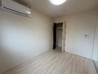 拡大写真：ラグーナ青葉台 2階208の室内