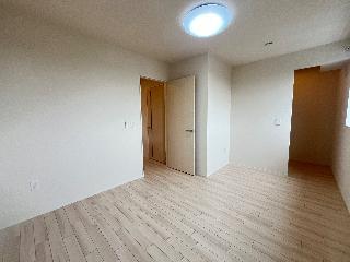 拡大写真：ラグーナ青葉台 2階208の室内