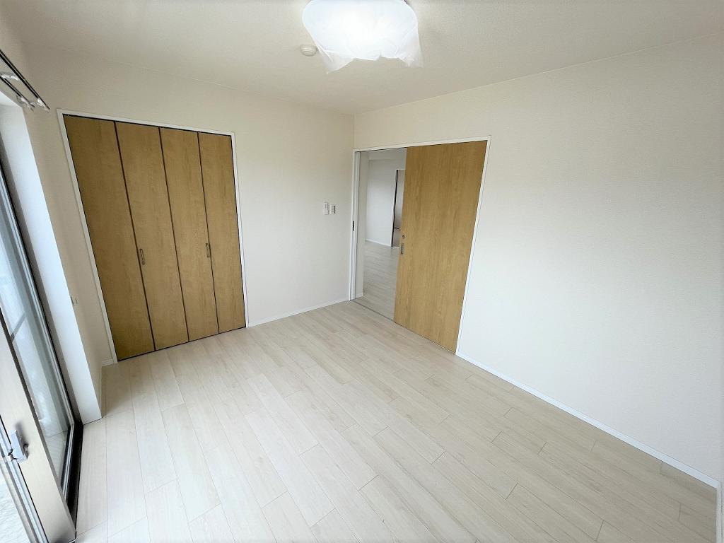 拡大写真:(仮)名護市屋部3LDK新築マンション 3階301の洋室(イメージ)