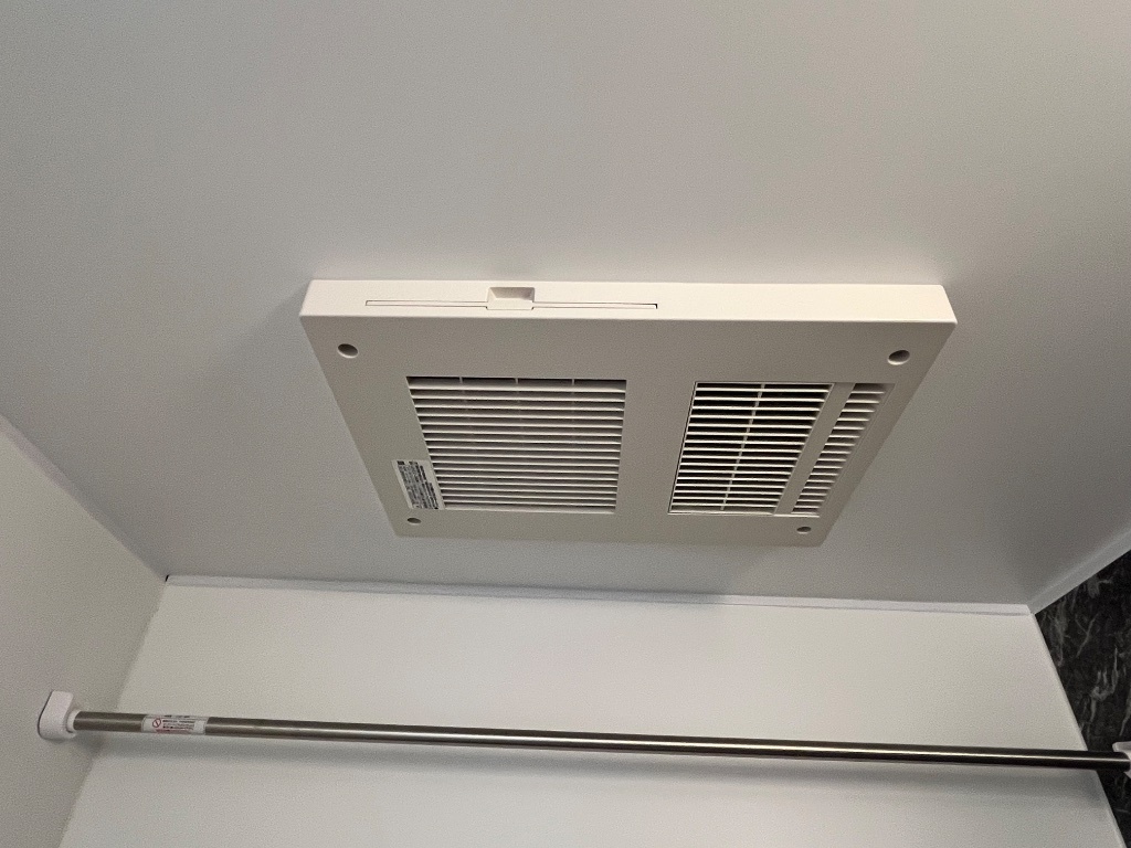 拡大写真:ホープ 2階205の浴室乾燥機
