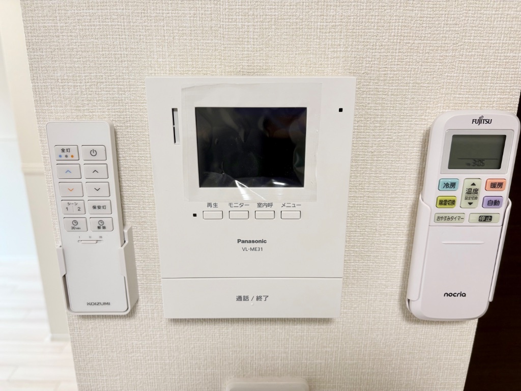 拡大写真:キナリエ 2階202のカメラ付インターホン