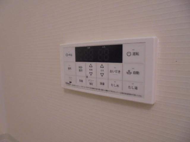 拡大写真:さくら 1階103の給湯器リモコン(イメージ)