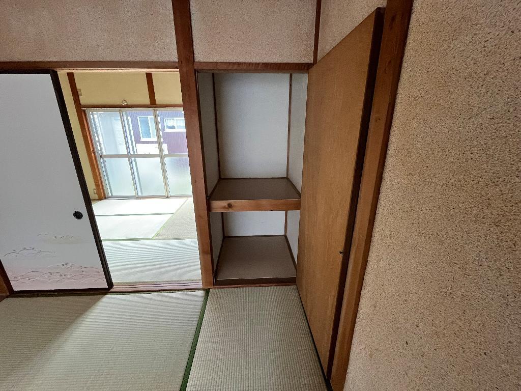拡大写真:愛西市北一色町証文 1階2の収納