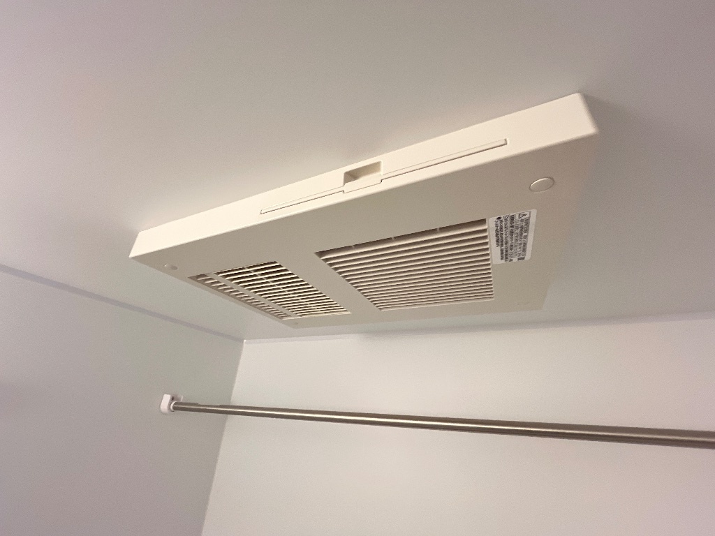 拡大写真:ニューページ 2階201の浴室乾燥機