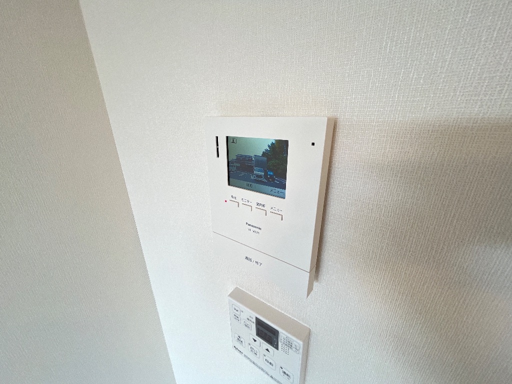 拡大写真:ニューページ 2階202のカメラ付インターホン