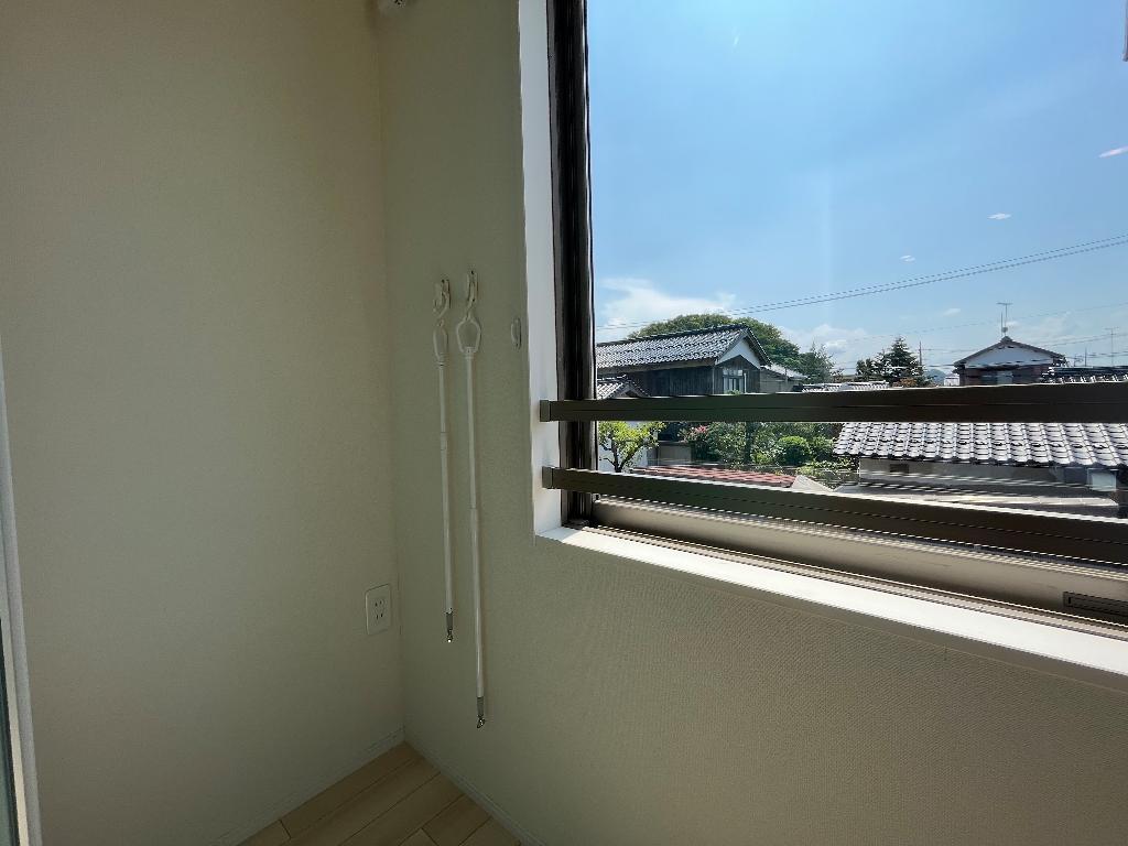 拡大写真:西宮市山口町下山口 アパート新築工事 2階205の室内物干し(イメージ)