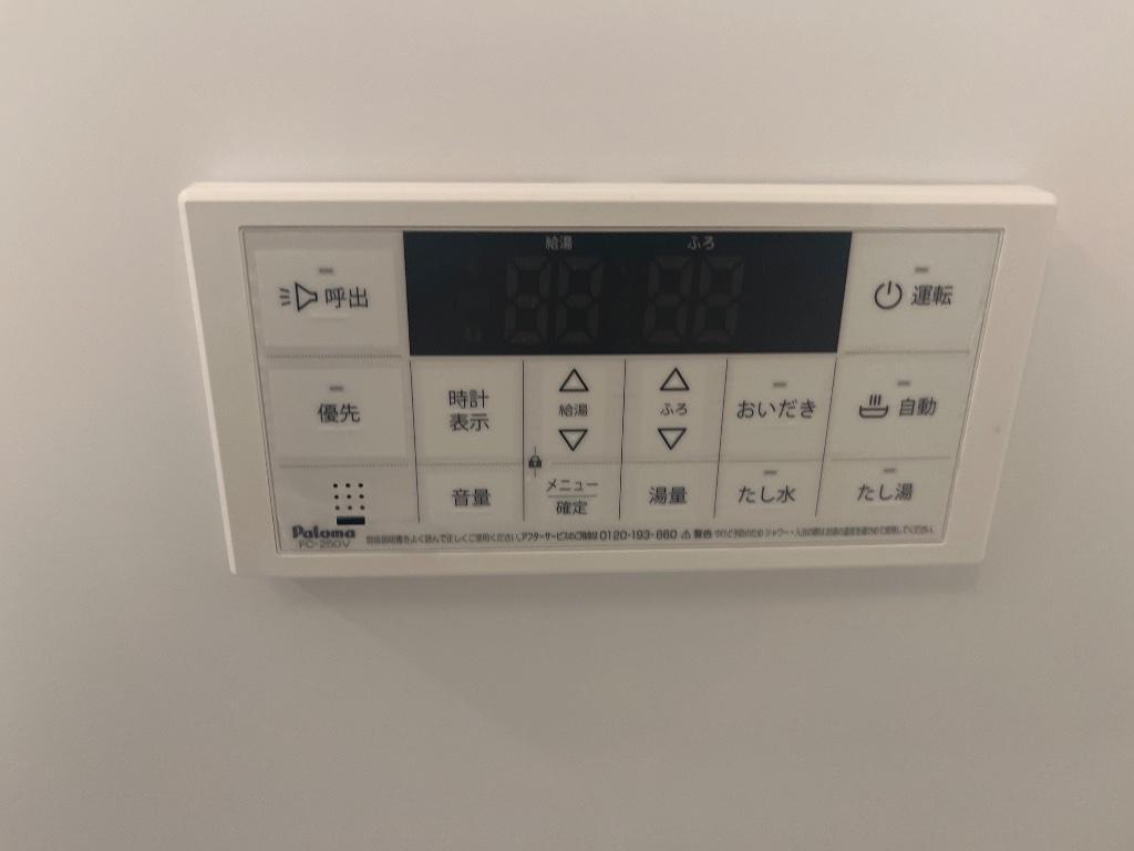 拡大写真:ステラ・カーサ 2階202の建具等の色・仕様は相違がございます(イメージ)
