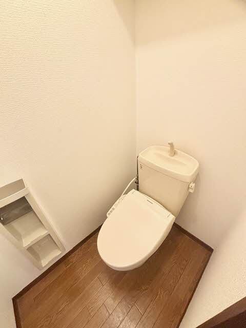 拡大写真:セフォラハイツ 1階102のトイレ