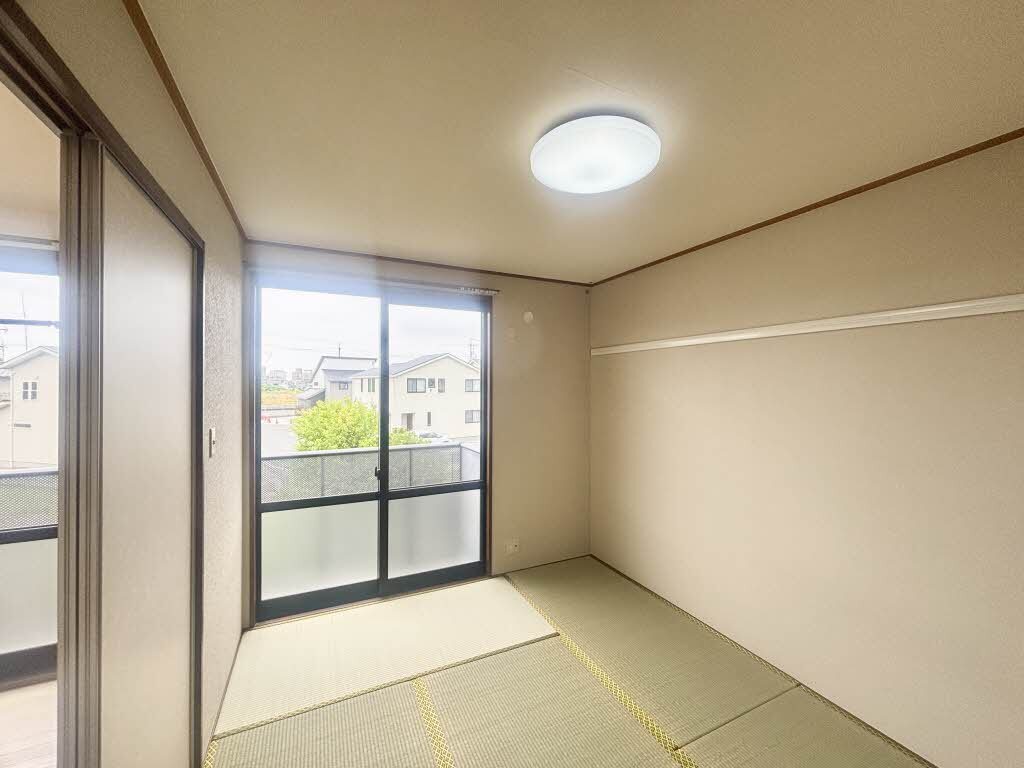 拡大写真:セフォラハイツ 2階202のリビング