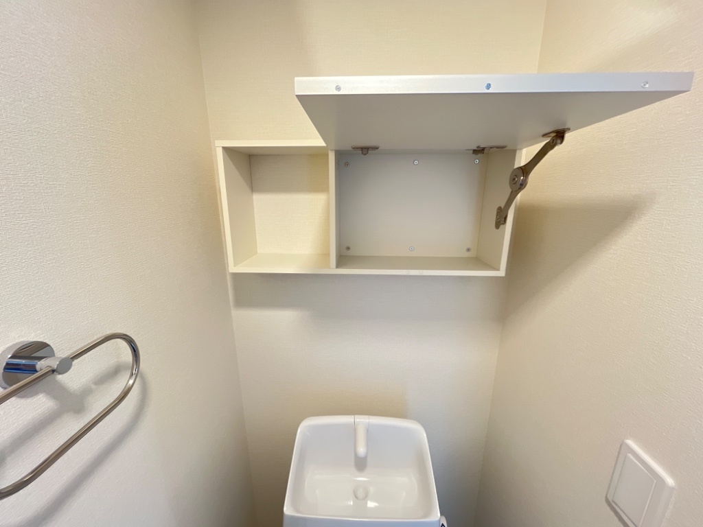 拡大写真:プリメゾン東郷 1階101のトイレ収納(イメージ)