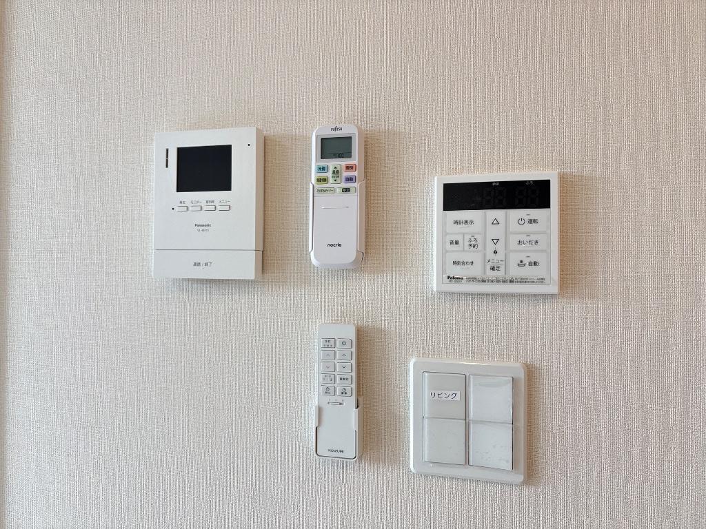 拡大写真:プリメゾン東郷 2階207のカメラ付インターホン(イメージ)