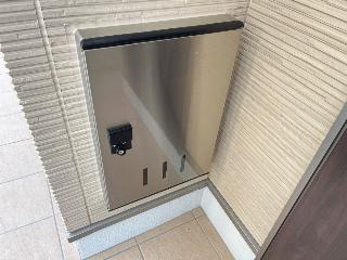 拡大写真：ソラーナ 1階105の宅配ボックス(イメージ)