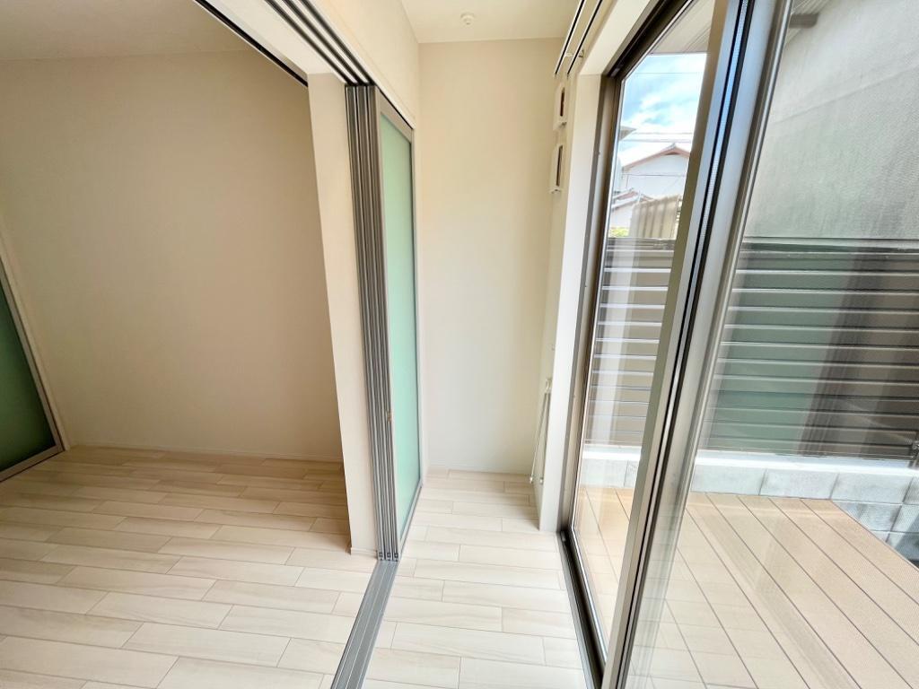 拡大写真:久留米白山町アパート新築工事 1階103のインナーテラス(イメージ)