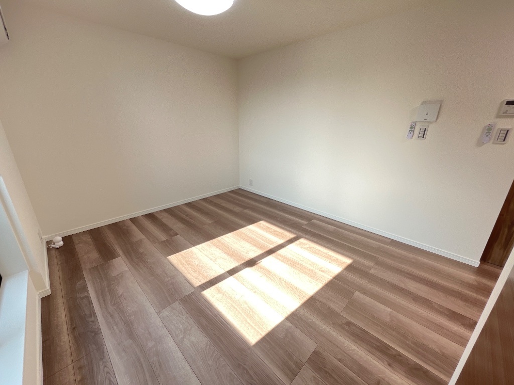 拡大写真:AVANTIASage中島新町 2階202のリビング