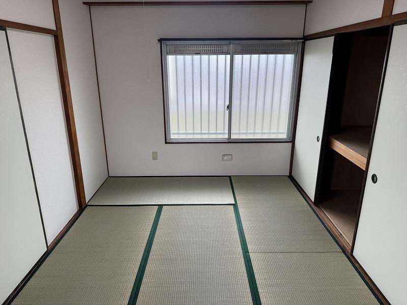 拡大写真:マンションADACHI 4階402の室内