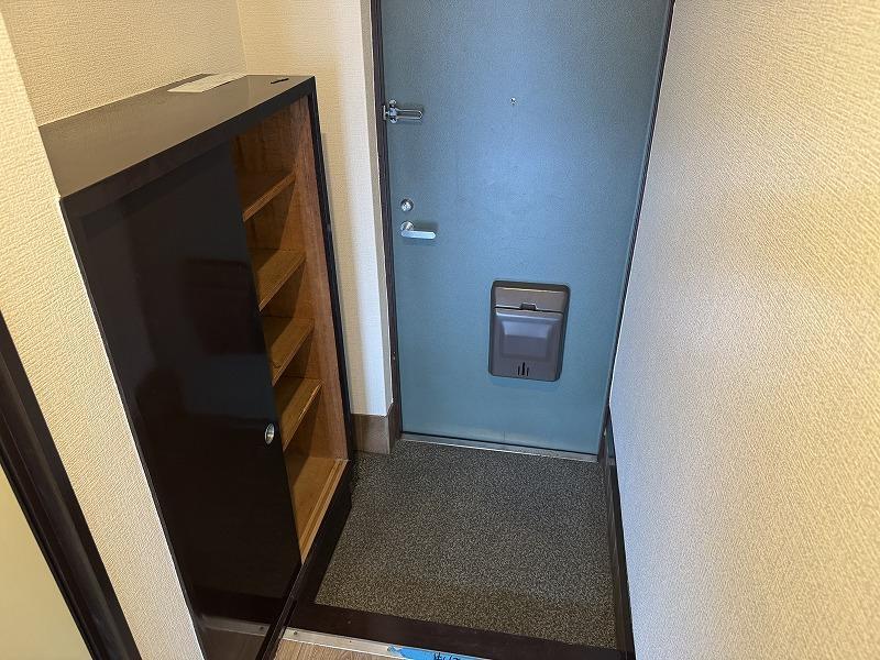 拡大写真:マンションADACHI 4階402の玄関