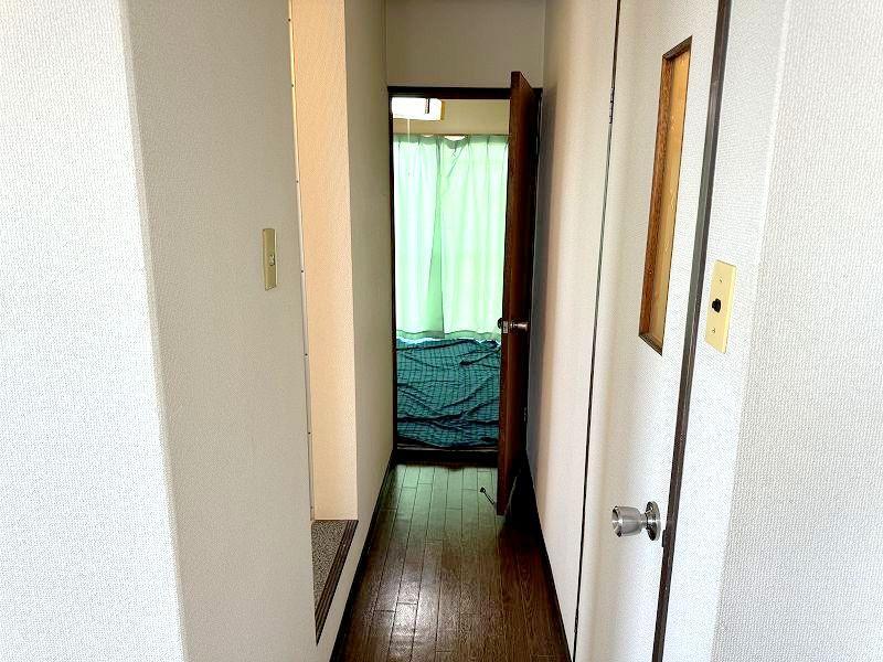 拡大写真：鎌田マンション 5階501の廊下