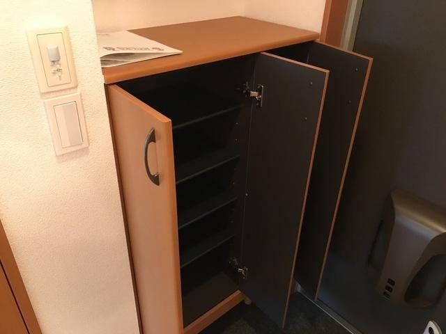 拡大写真:グランチェスタWEST 2階201の収納(イメージ)
