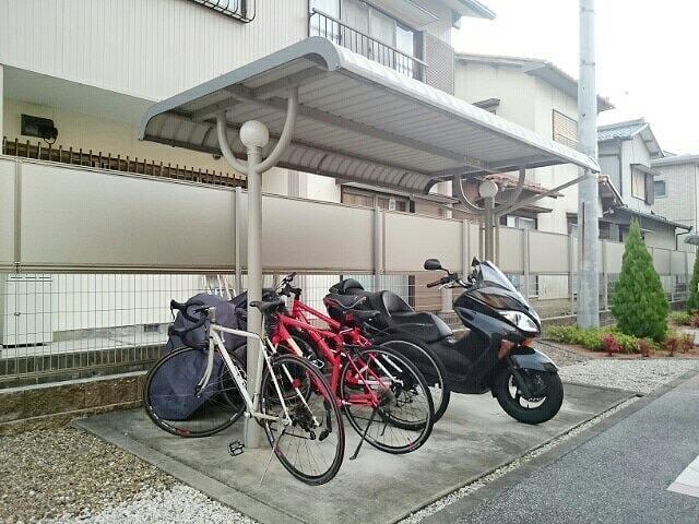 拡大写真:ボン スターブルA 2階201の共有部分