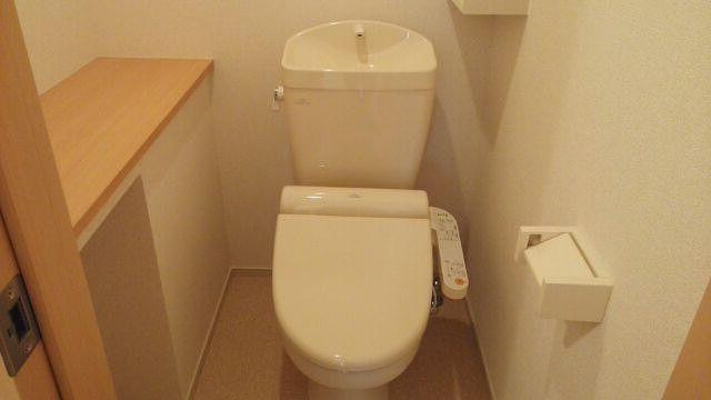 拡大写真:ボン スターブルA 2階201のトイレ