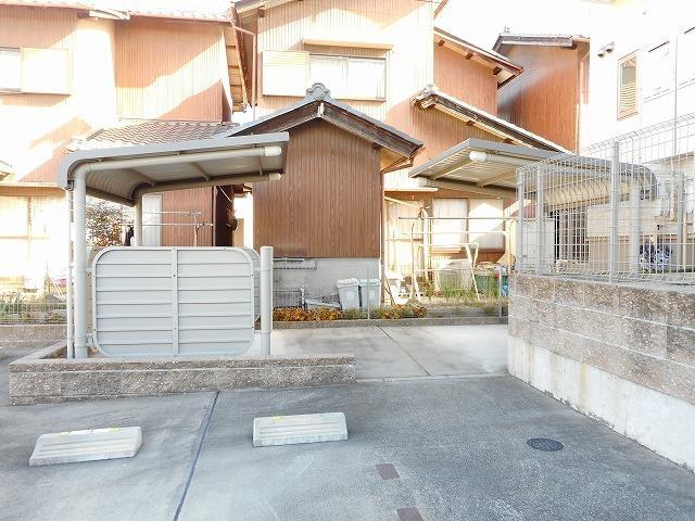 拡大写真:キウイ東 2階201の共有部分