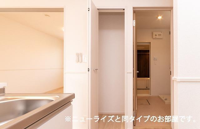 拡大写真:ファスファラス 2階201の室内
