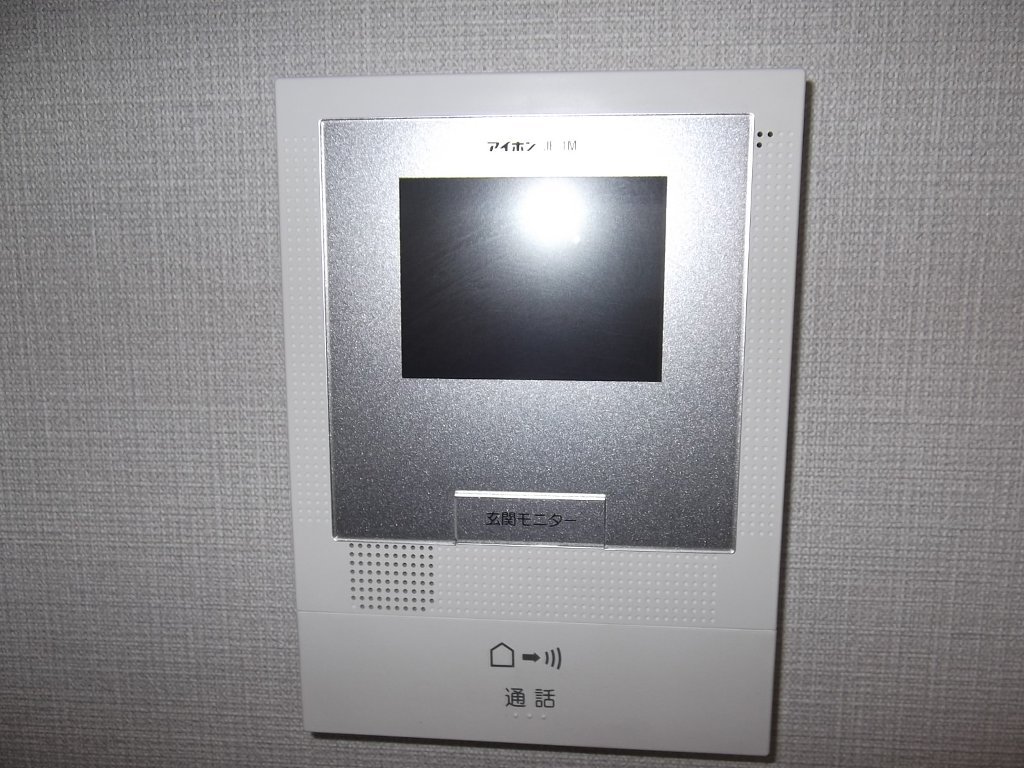 拡大写真:ハイネス本山 3階301のカメラ付インターホン