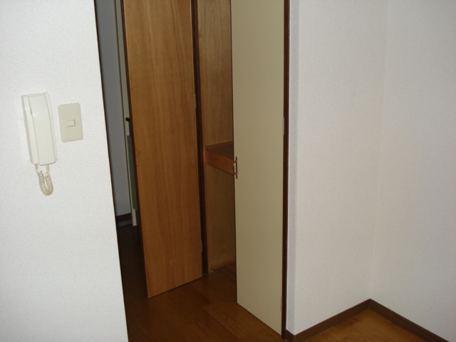 拡大写真:名古屋市千種区今池4丁目 3階305の室内設備