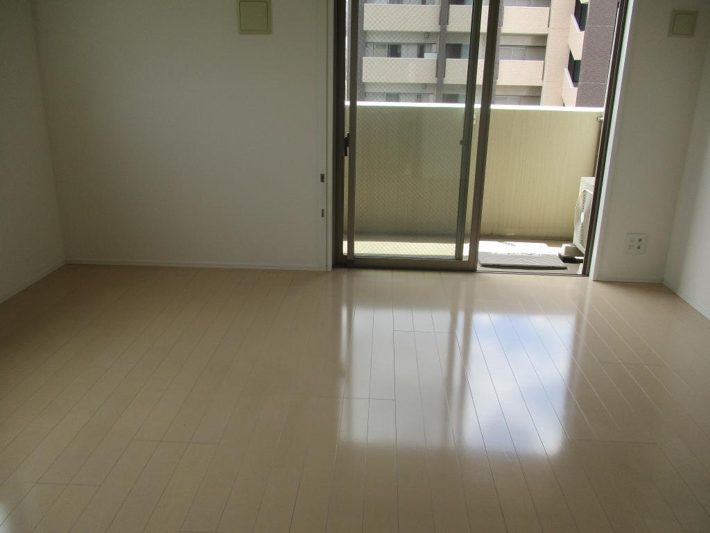 拡大写真:カレント茶屋ヶ坂 5階404のリビング(イメージ)