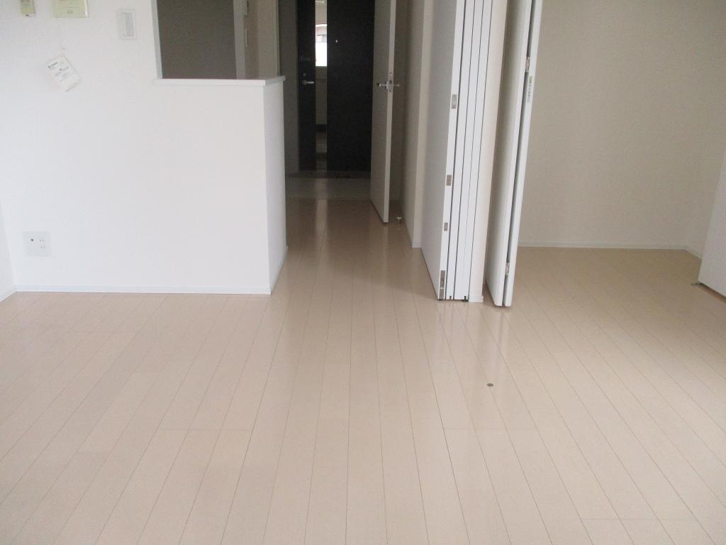 拡大写真:カレント茶屋ヶ坂 5階404のリビング(イメージ)