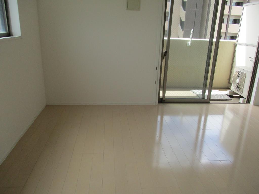 拡大写真:カレント茶屋ヶ坂 5階404の洋室(イメージ)
