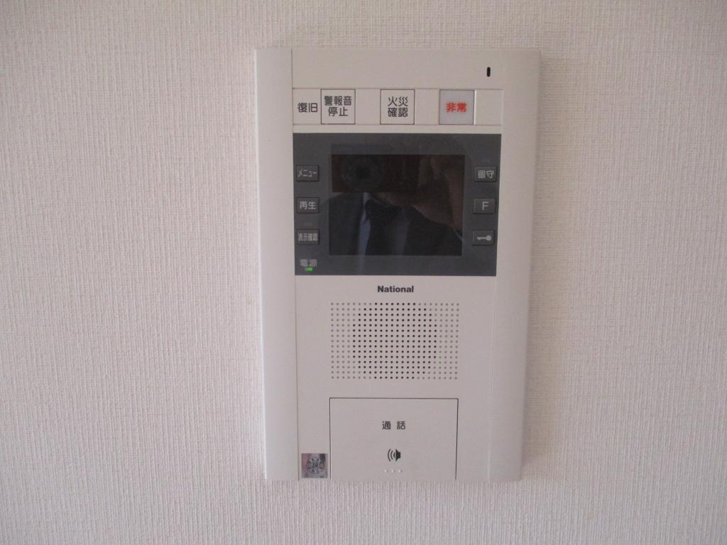 拡大写真:プライムメゾン富士見台 4階412のカメラ付インターホン(イメージ)