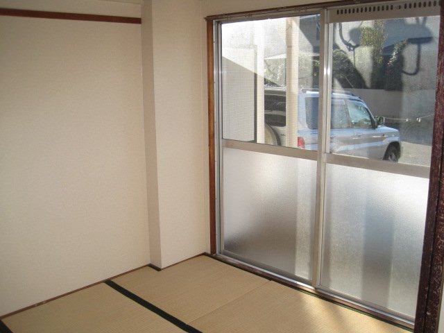 拡大写真:グリーンハイツ双葉 3階302の和室