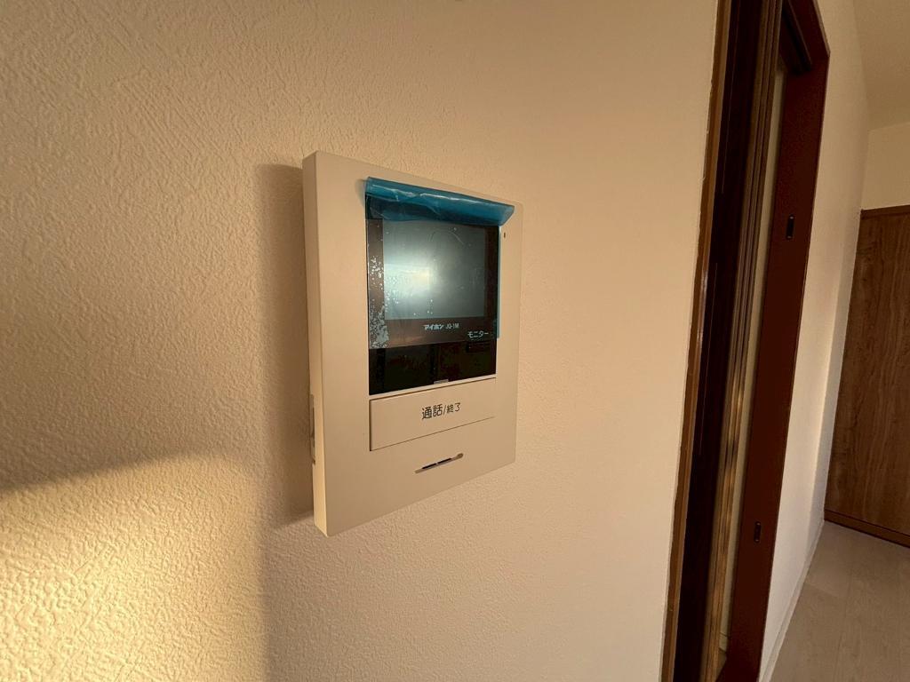 拡大写真:カーサカラカス 4階401のカメラ付インターホン