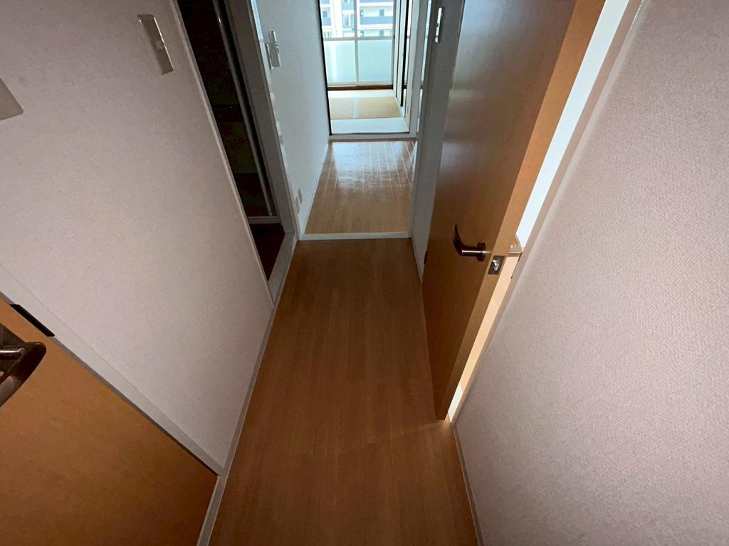 拡大写真:いながきビル 5階502の廊下