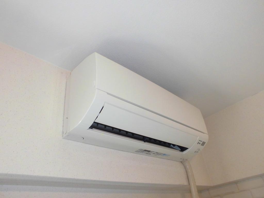 拡大写真:名古屋市北区柳原1丁目 2Fのエアコン(イメージ)
