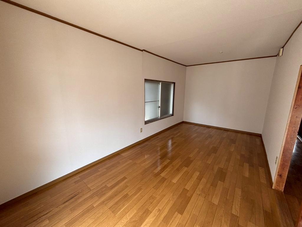 拡大写真:如意戸建住宅3 3の洋室