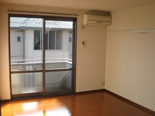 拡大写真:太田市大久保町 1階C102のLDK(イメージ)