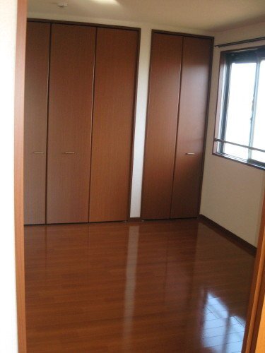 拡大写真:太田市大久保町 1階C102の洋室(北)(イメージ)