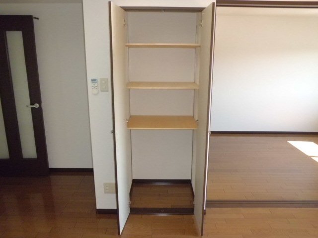 拡大写真:ヴィベール 1階00102の室内設備(イメージ)