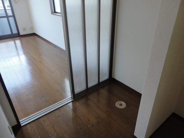 拡大写真：メゾンサンフラワーC 1階102の室内設備(イメージ)