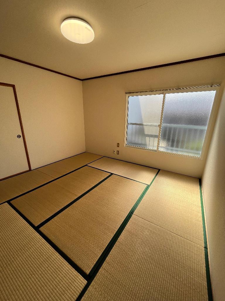 拡大写真:Sハイツ 2階205の室内