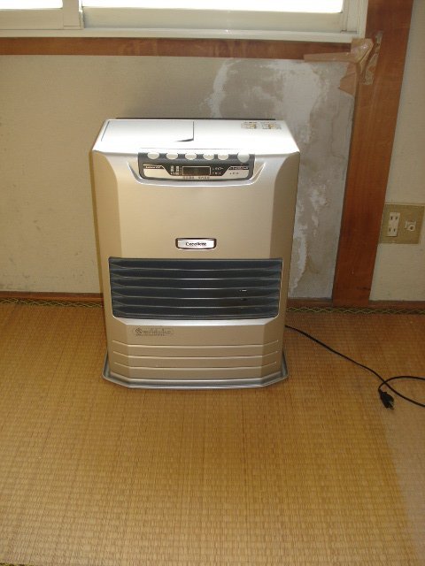 拡大写真:コーポなりたA棟 2階202の室内設備