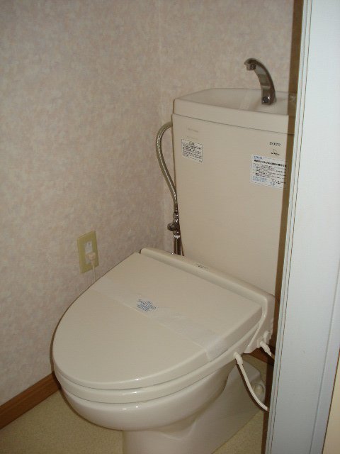 拡大写真:コーポなりたA棟 2階207のトイレ