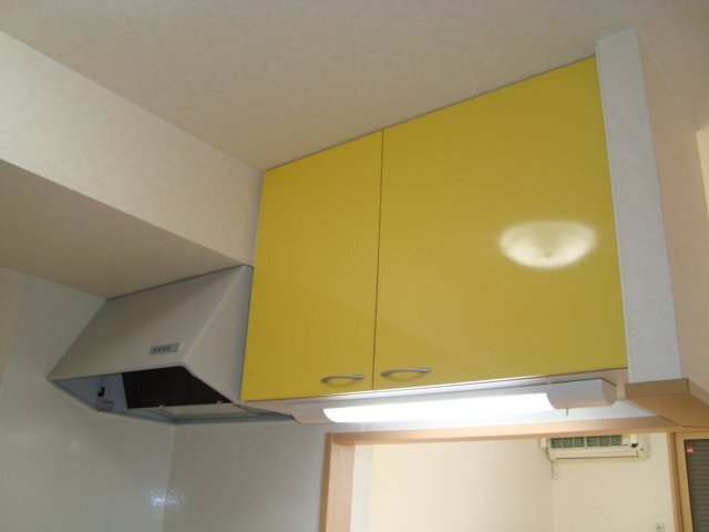 拡大写真:アルシオーネD棟 1階103のキッチン(イメージ)