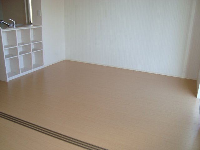拡大写真:エスポワール浜町 1階102の室内