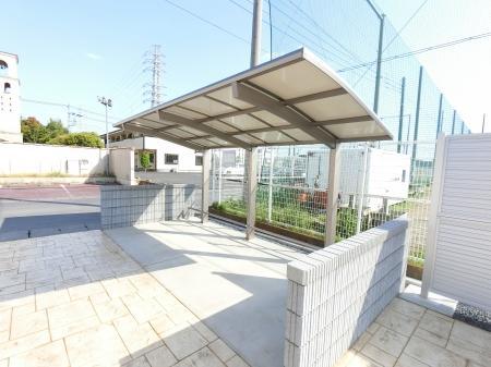 拡大写真:コスタデルソーレ 1階102の駐輪場