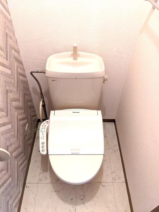 拡大写真:セピアコート 1階102のシャワー付トイレ(イメージ)