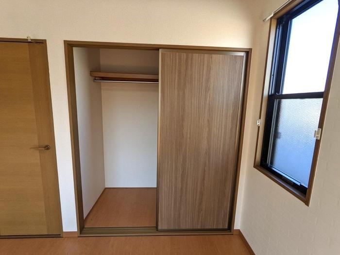 拡大写真:セピアコート 1階102のクローゼット(イメージ)